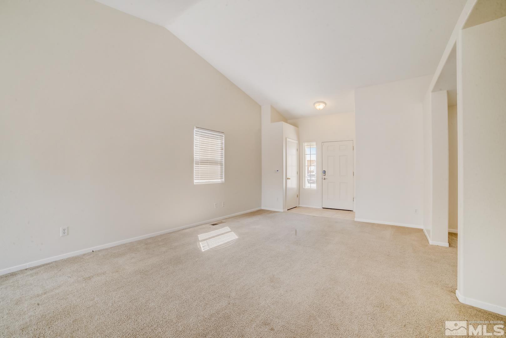712 Fall Street Fernley, NV 89408 - Photo 10 of 25 Photo 11