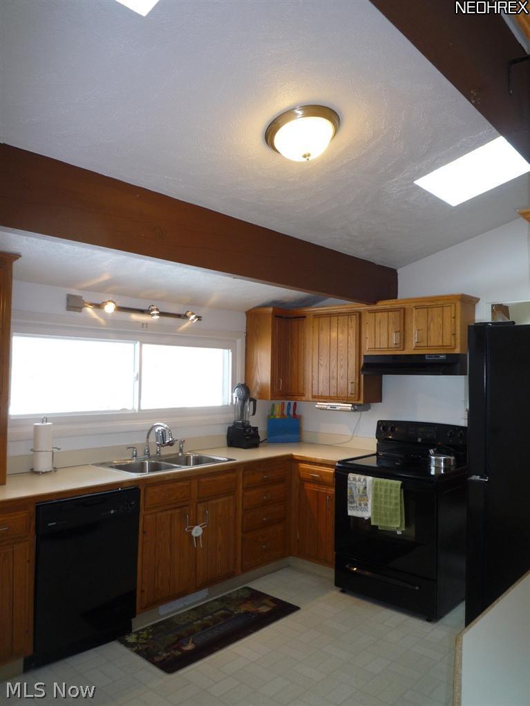 7660 Chesterbrook Road Chesterland, OH 44026 - Photo 14 of 25