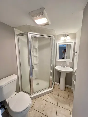 $2,100 | 121 North State Street, Ansonia, CT 06401