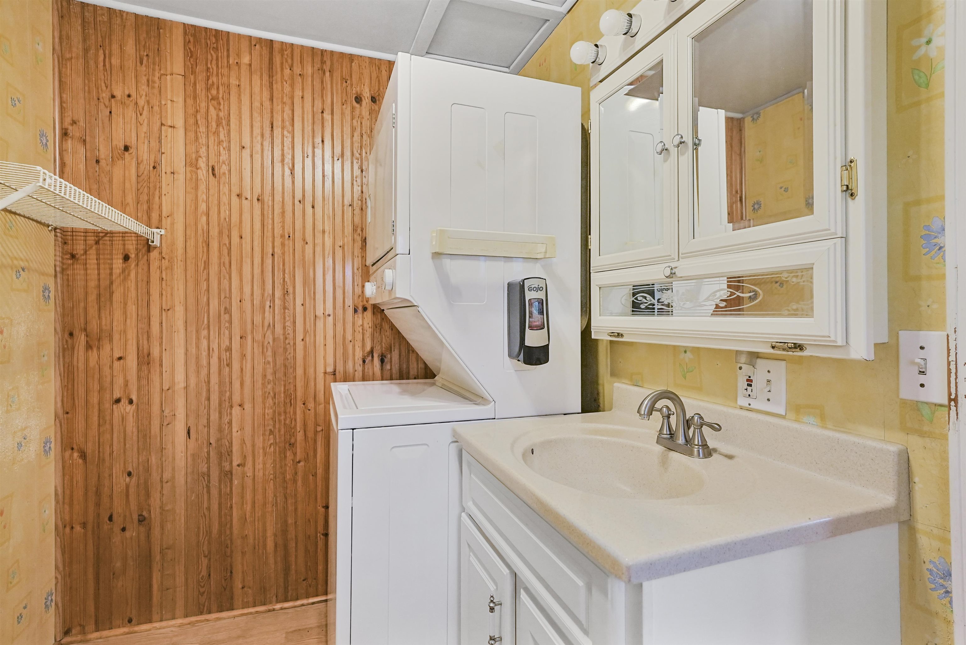 1280 South Garfield Road Traverse City, MI 49696 - Photo 26 of 51 1936618-18bb5691-acee-471d-b586-7f667c254e31.JPG