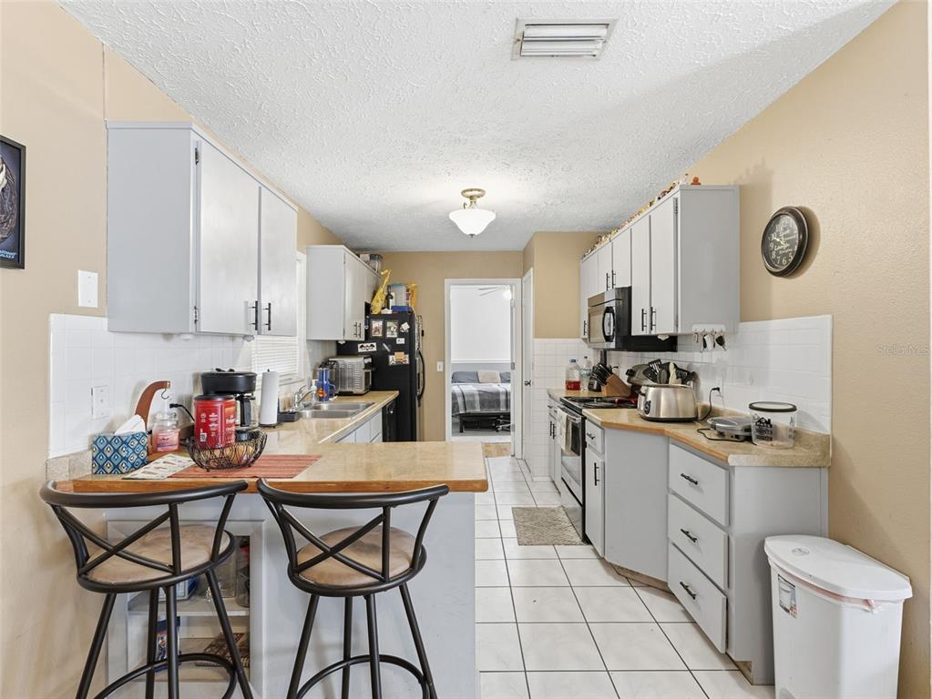 3377 Montano Avenue Spring Hill, FL 34609 - Photo 5 of 28