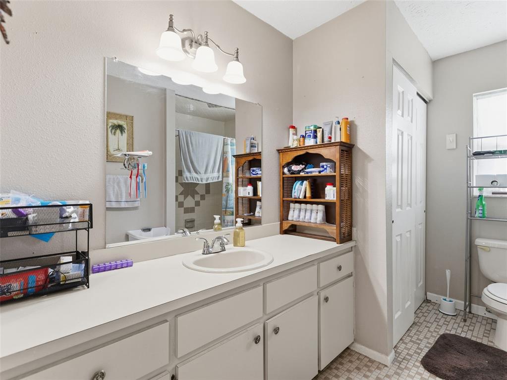 3377 Montano Avenue Spring Hill, FL 34609 - Photo 8 of 28