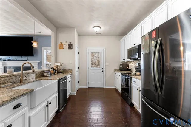 $556,600 | 4015 Sleepy Hole Road, Suffolk, VA 23435