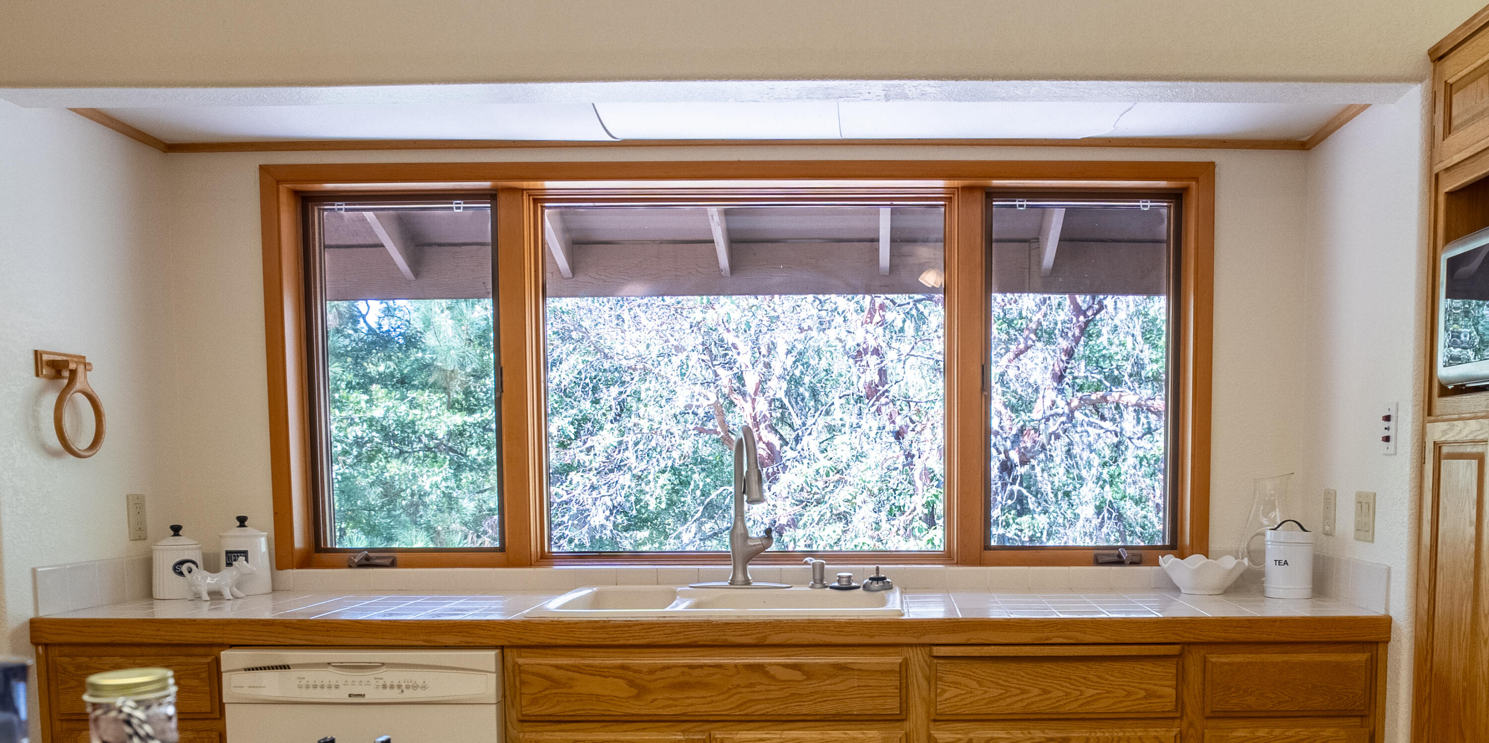841 Peco Road Grants Pass, OR 97526 - Photo 10 of 44 DSC01126-HDR