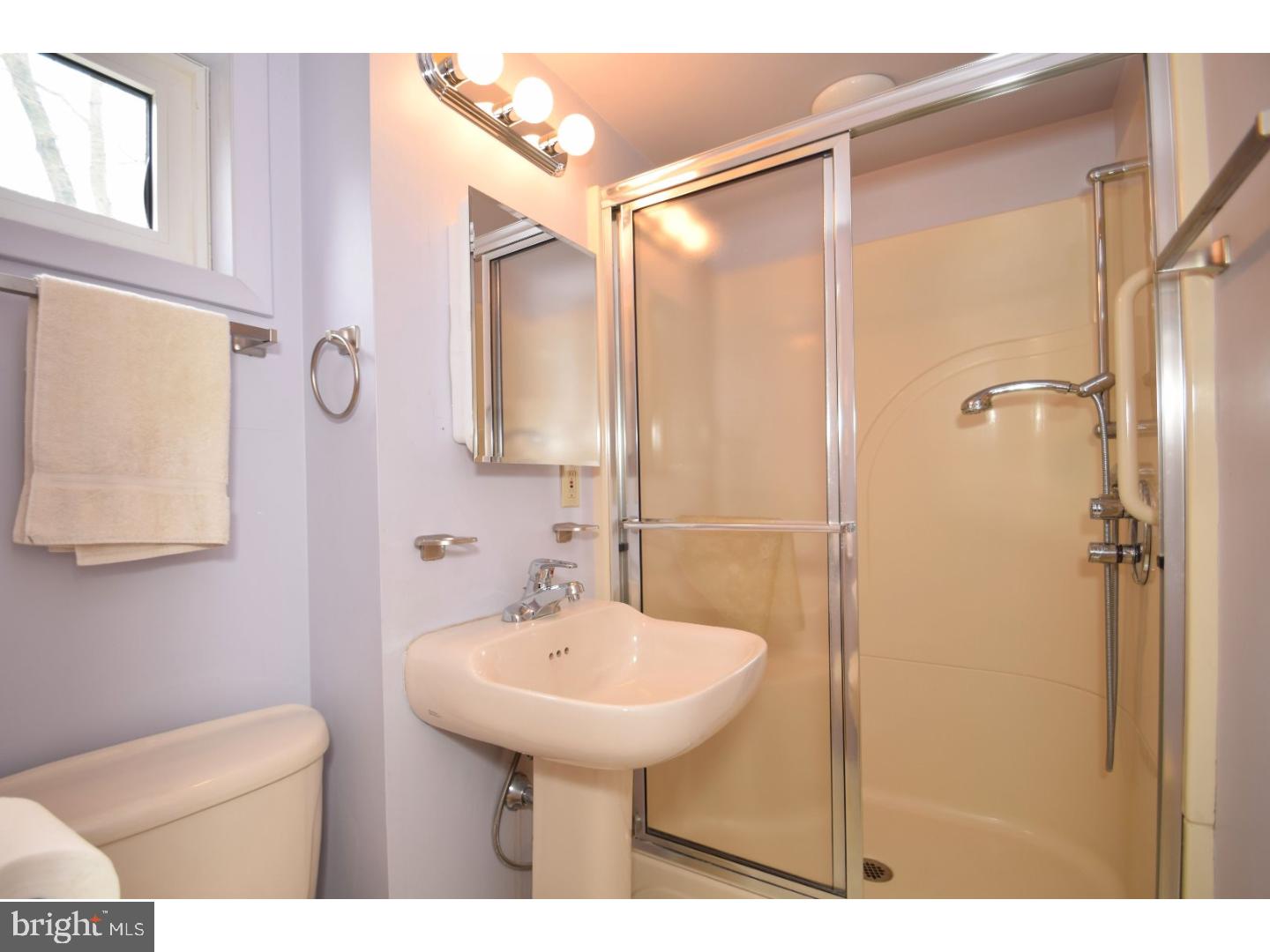 1038 Longspur Road Audubon, PA 19403 - Photo 13 of 25 Bathroom
