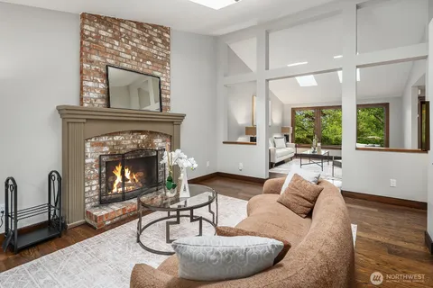 $1,698,000 | 21422 Southeast 37th Street, Sammamish, WA 98075