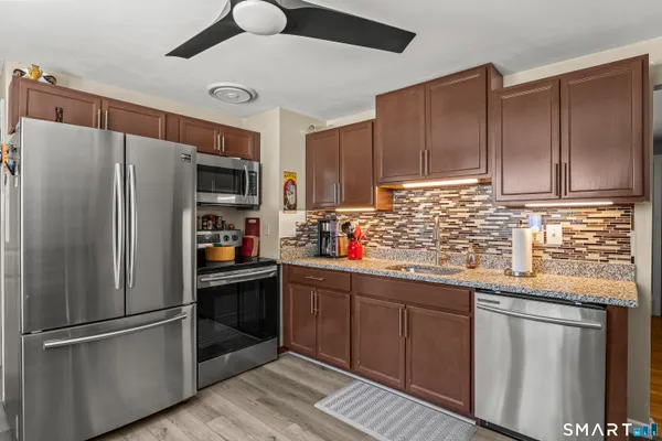 $2,450 | 77 Basswood Drive, Middletown, CT 06457