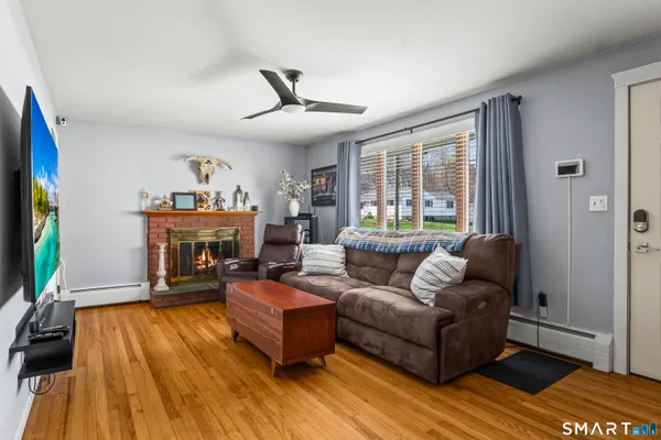 $2,450 | 77 Basswood Drive, Middletown, CT 06457