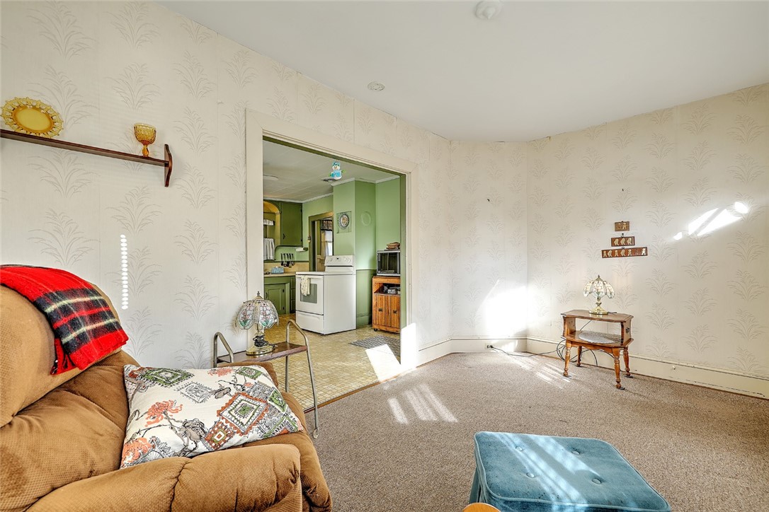 190 Vernon Street Warren, RI 02885 - Photo 10 of 18 Gallery Image 10