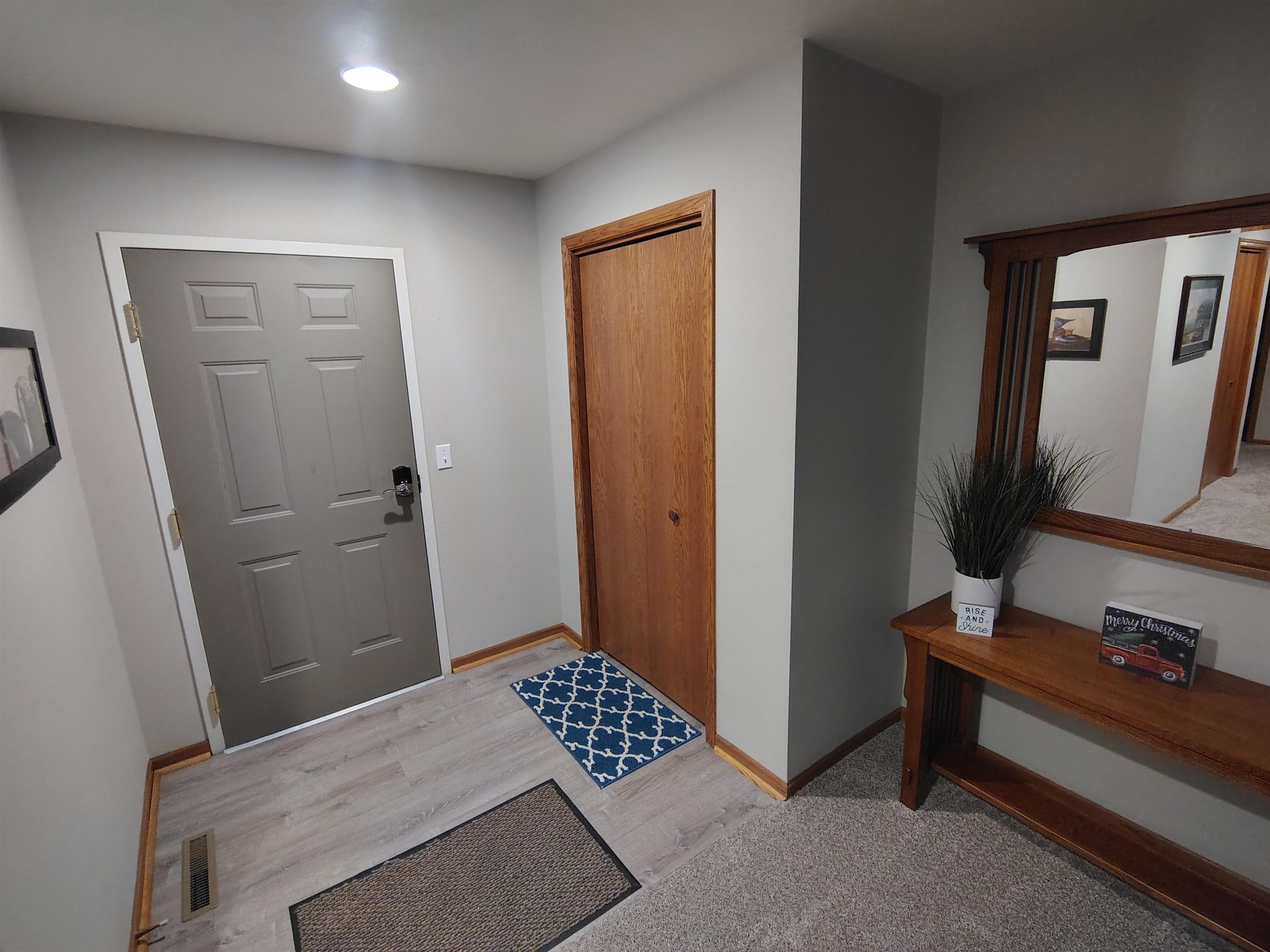 7585 Meadow Ridge Road, Unit J40 Egg Harbor, WI 54209 - Photo 5 of 40