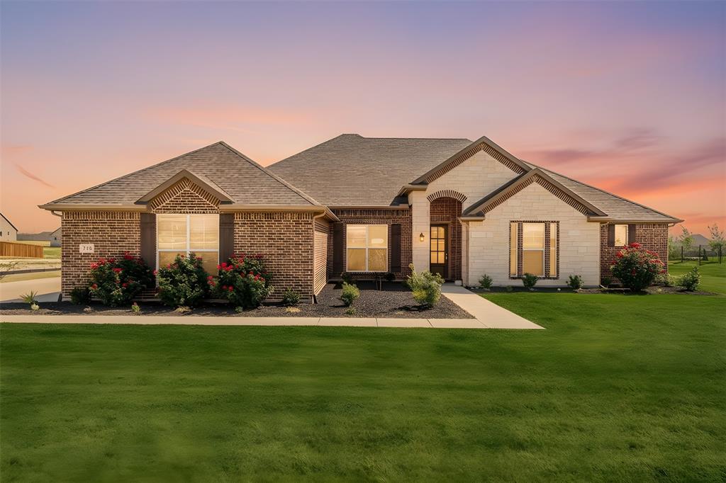 736 Majors Road Van Alstyne, TX 75495 - Photo 3 of 34