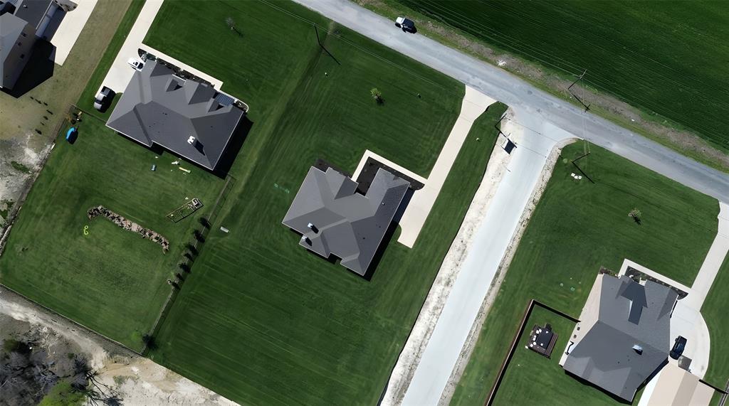 736 Majors Road Van Alstyne, TX 75495 - Photo 4 of 34