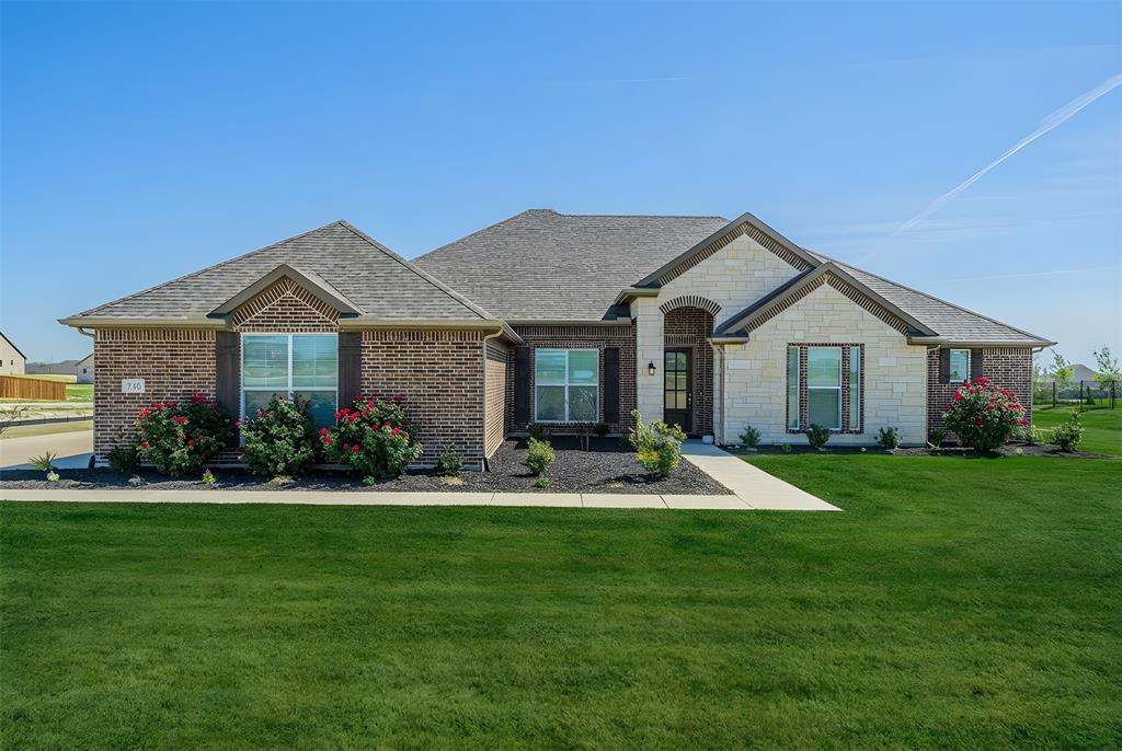 736 Majors Road Van Alstyne, TX 75495 - Photo 6 of 34