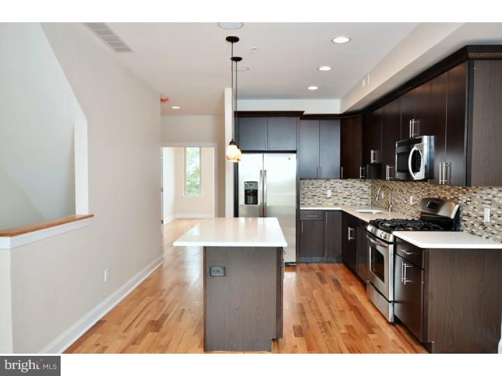725 North 20th Street, Unit B Philadelphia, PA 19130 - Photo 3 of 12 Kitchen