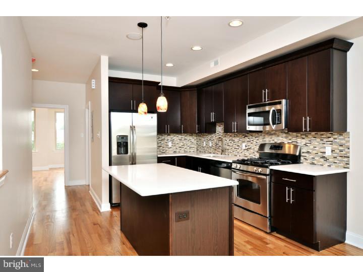 725 North 20th Street, Unit B Philadelphia, PA 19130 - Photo 4 of 12 Kitchen