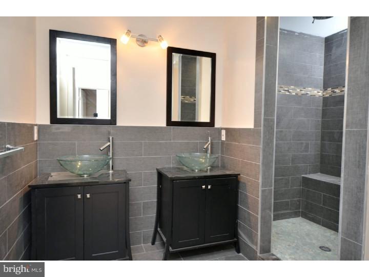 725 North 20th Street, Unit B Philadelphia, PA 19130 - Photo 9 of 12 Bathroom