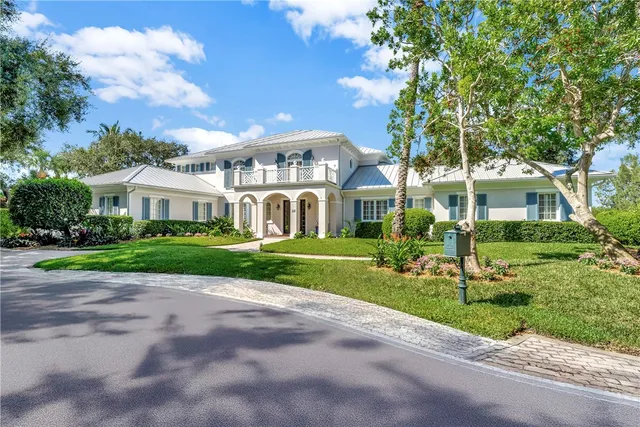 $4,500,000 | 140 Waterway Lane, Vero Beach, FL 32963