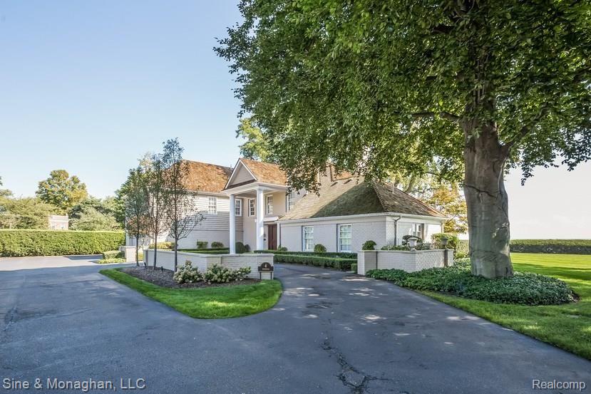 4 Provencal Road Grosse Pointe, MI 48236 - Photo 72 of 83