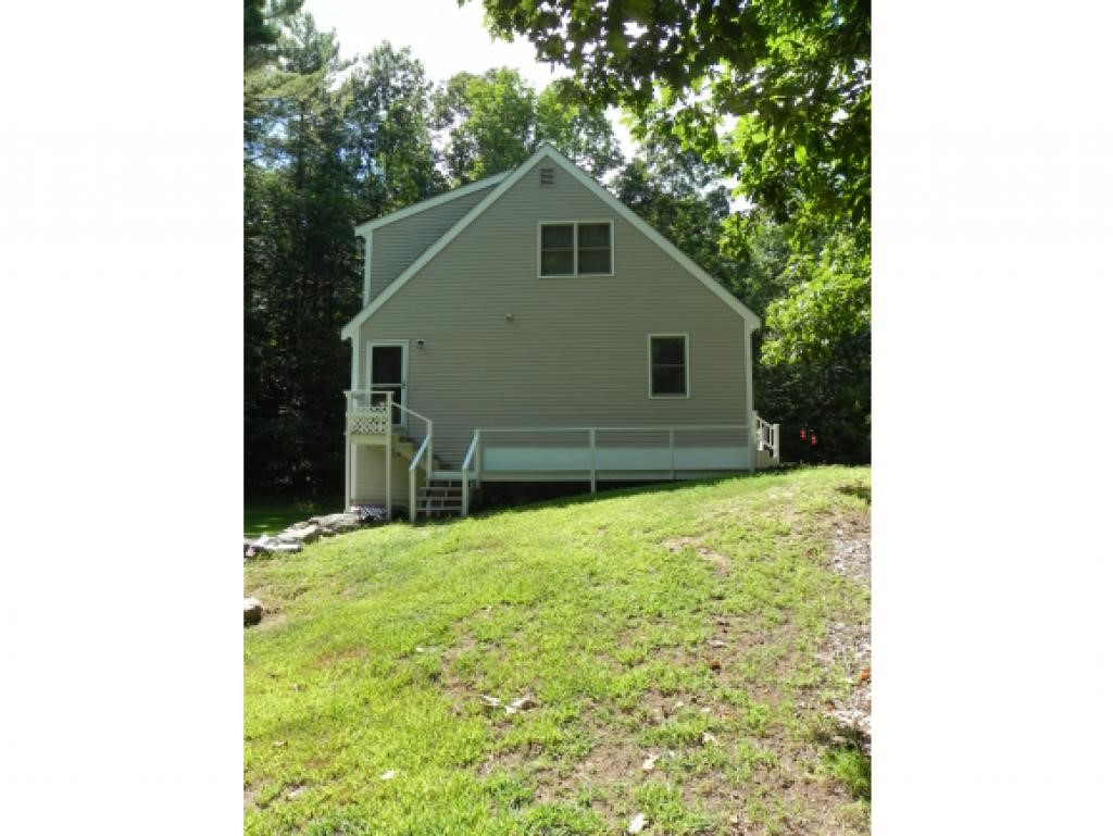 38 French Road Epping, NH 03042 - Photo 3 of 33