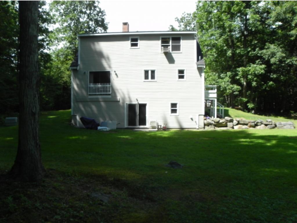 38 French Road Epping, NH 03042 - Photo 4 of 33