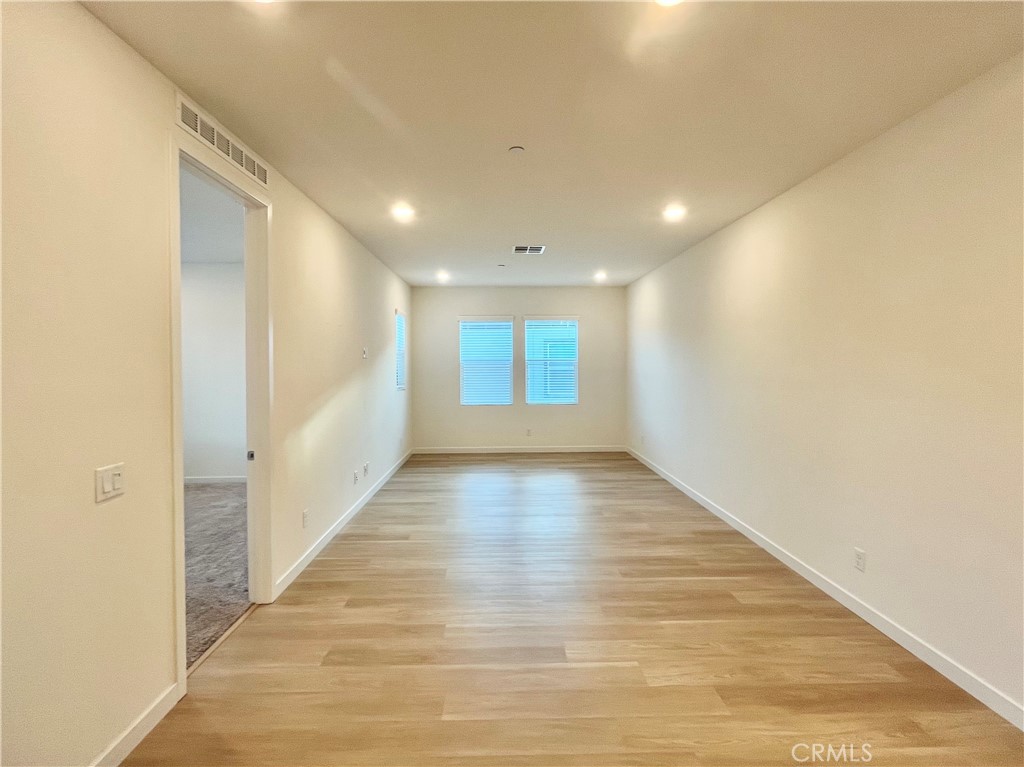 27237 Release Place Newhall, CA 91381 - Photo 14 of 23 a view of an empty room and window