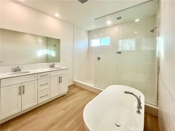$5,500 | 27237 Release Place, Newhall, CA 91381