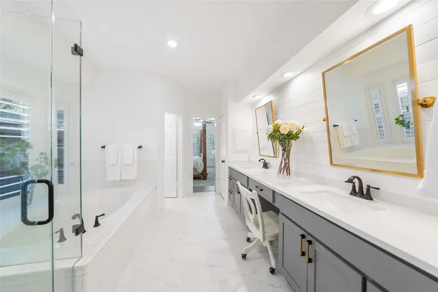 a view of a walk in closet