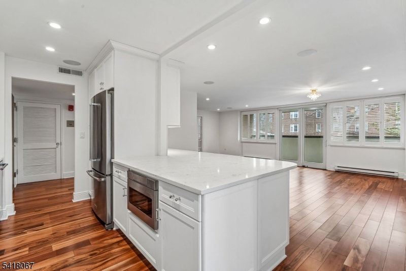 1 Euclid Avenue, Unit 3B Summit, NJ 07901 - Photo 13 of 34