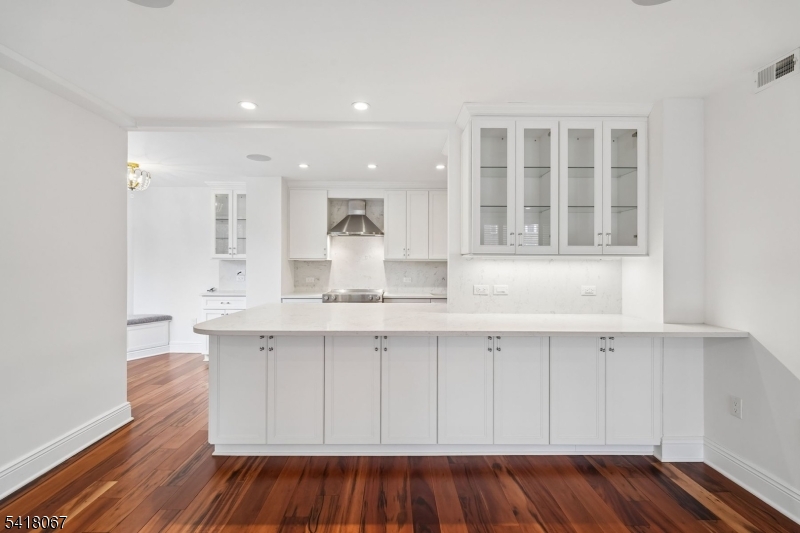 1 Euclid Avenue, Unit 3B Summit, NJ 07901 - Photo 15 of 34