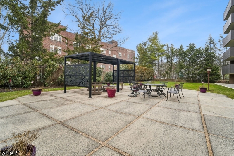 1 Euclid Avenue, Unit 3B Summit, NJ 07901 - Photo 34 of 34