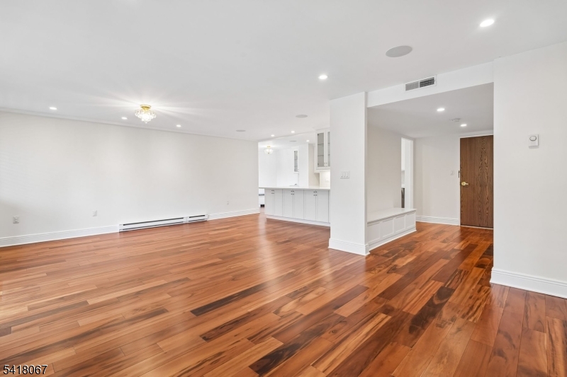 1 Euclid Avenue, Unit 3B Summit, NJ 07901 - Photo 7 of 34