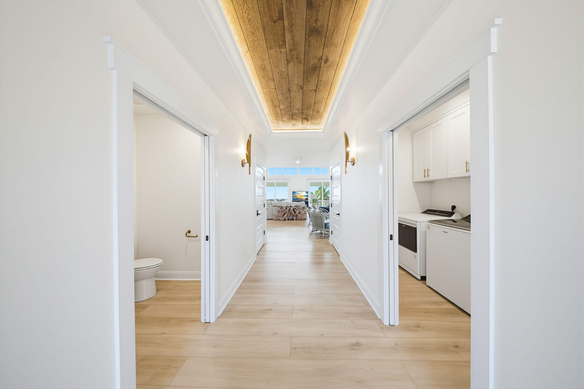 57733 Morton Street Marathon, FL 33050 - Photo 17 of 247 Hallway