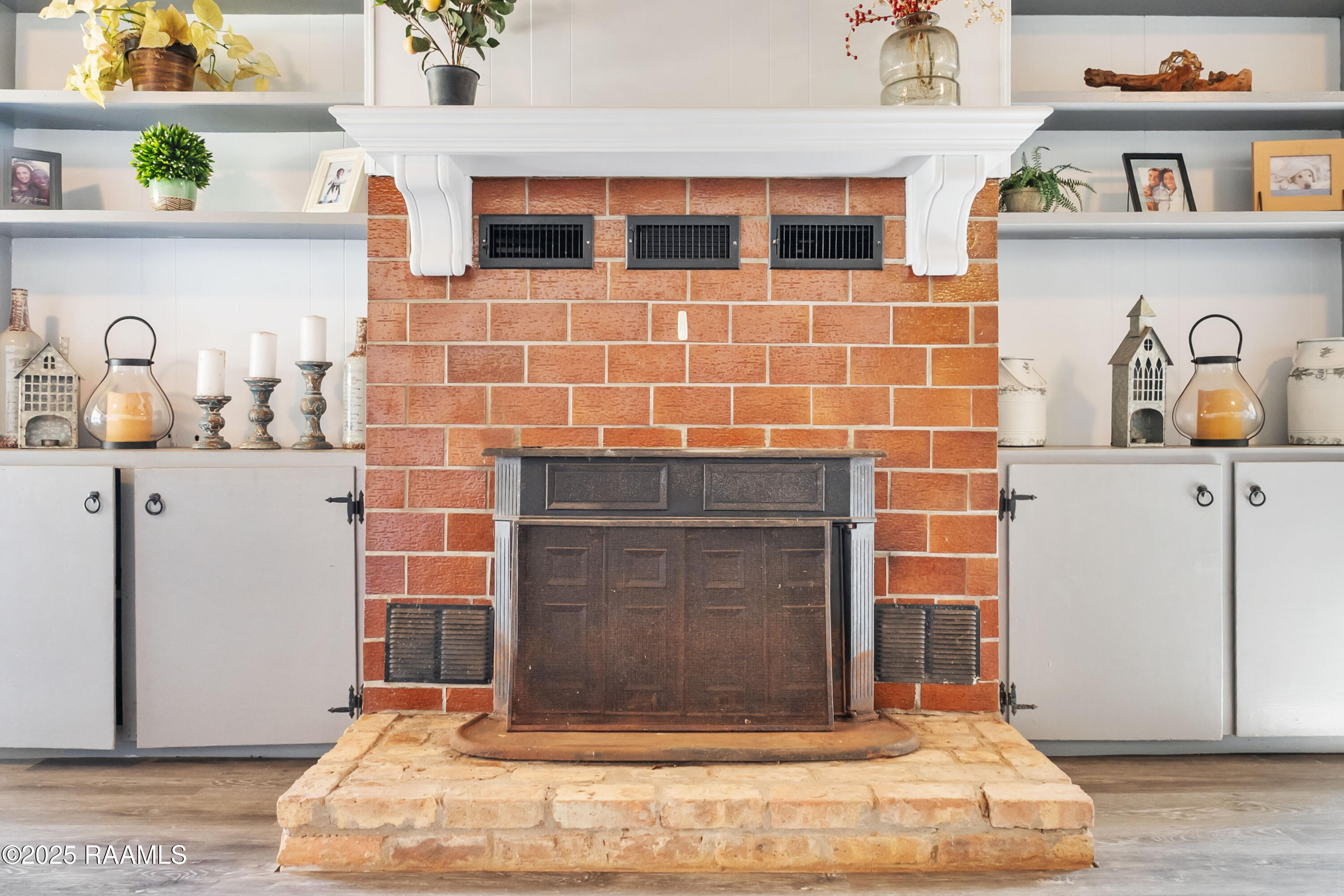 1044 Jean Lafitte Street Breaux Bridge, LA 70517 - Photo 5 of 24 DSC00_0015_DSC00090