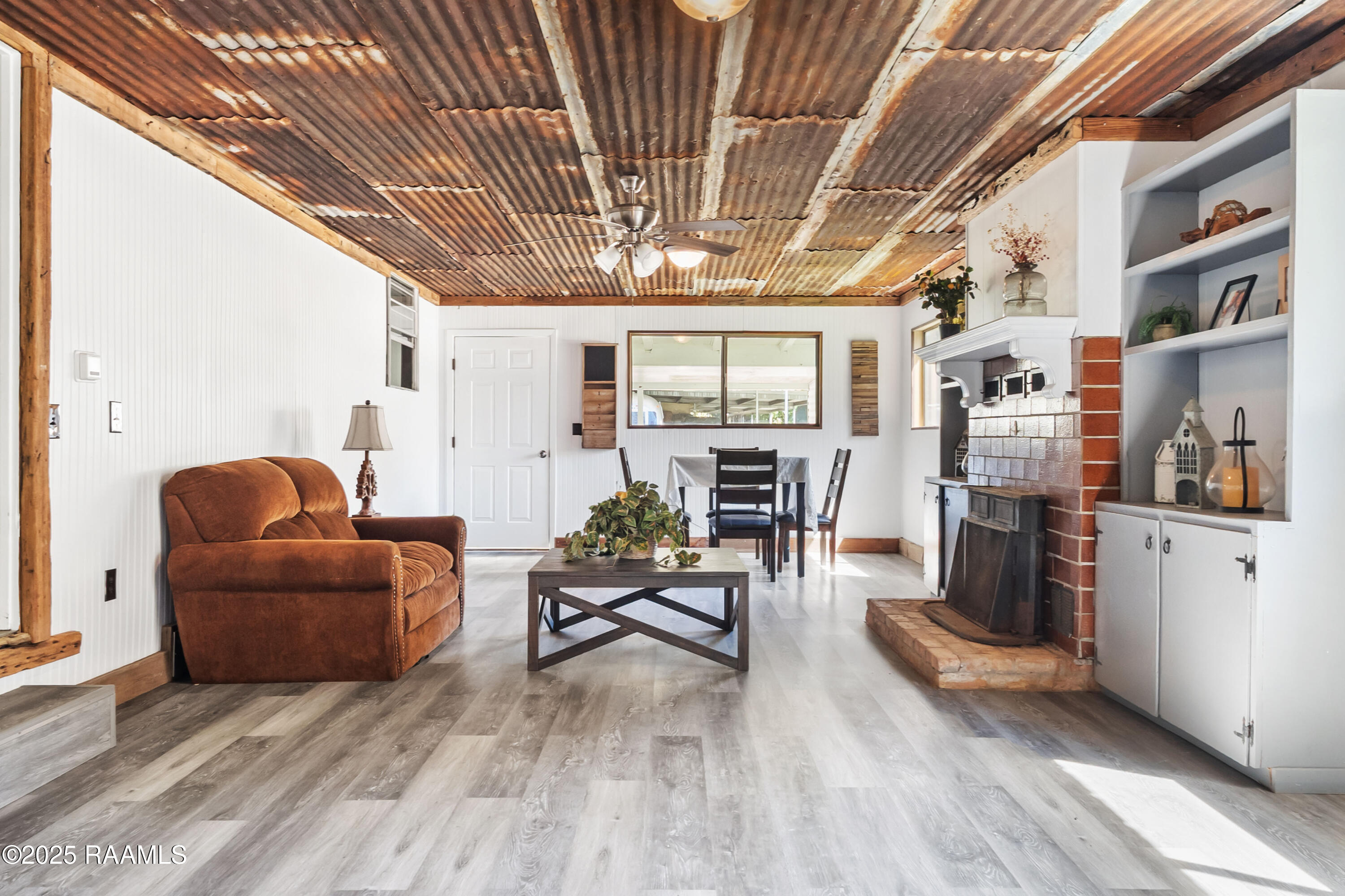 1044 Jean Lafitte Street Breaux Bridge, LA 70517 - Photo 7 of 24 DSC00_0016_DSC00014