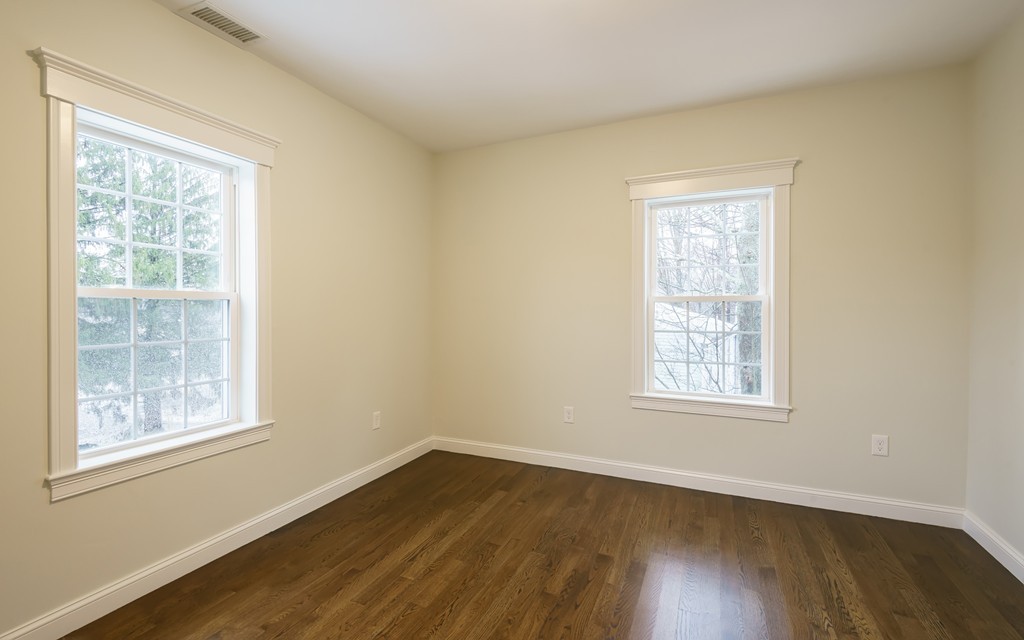 139 Russell Road Framingham, MA 01702 - Photo 23 of 29 Gallery Image 23