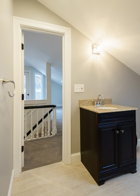 139 Russell Road Framingham, MA 01702 - Photo 26 of 29 Gallery Image 26