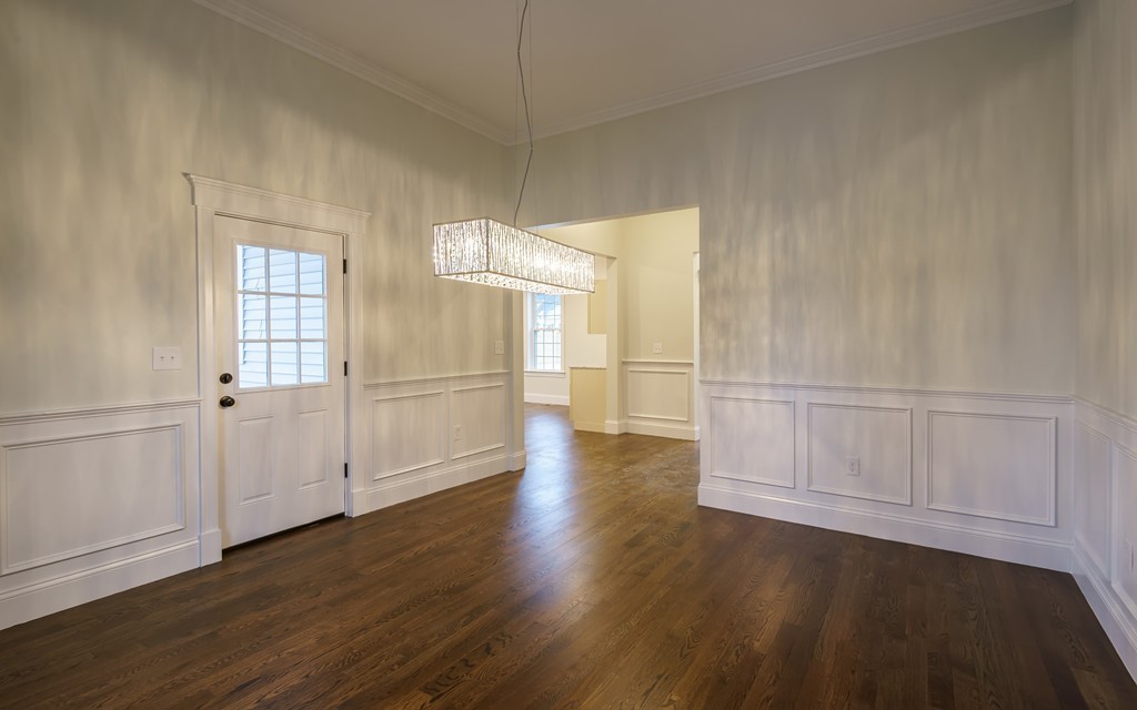 139 Russell Road Framingham, MA 01702 - Photo 6 of 29 Gallery Image 6