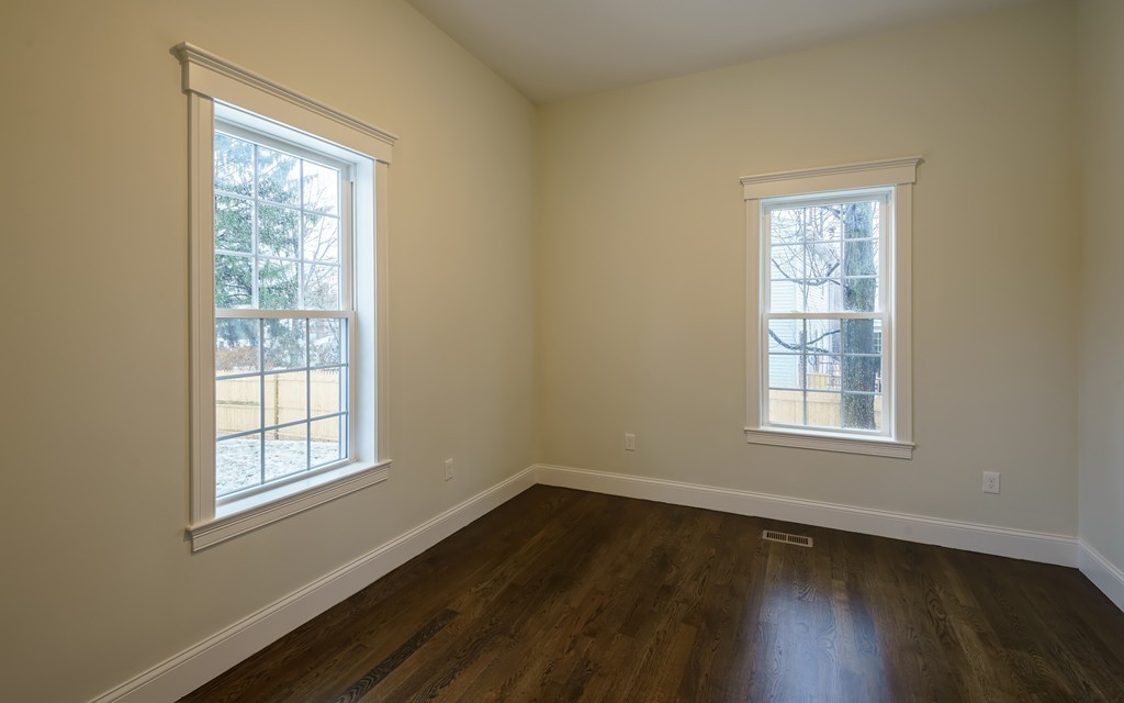 139 Russell Road Framingham, MA 01702 - Photo 8 of 29 Gallery Image 8