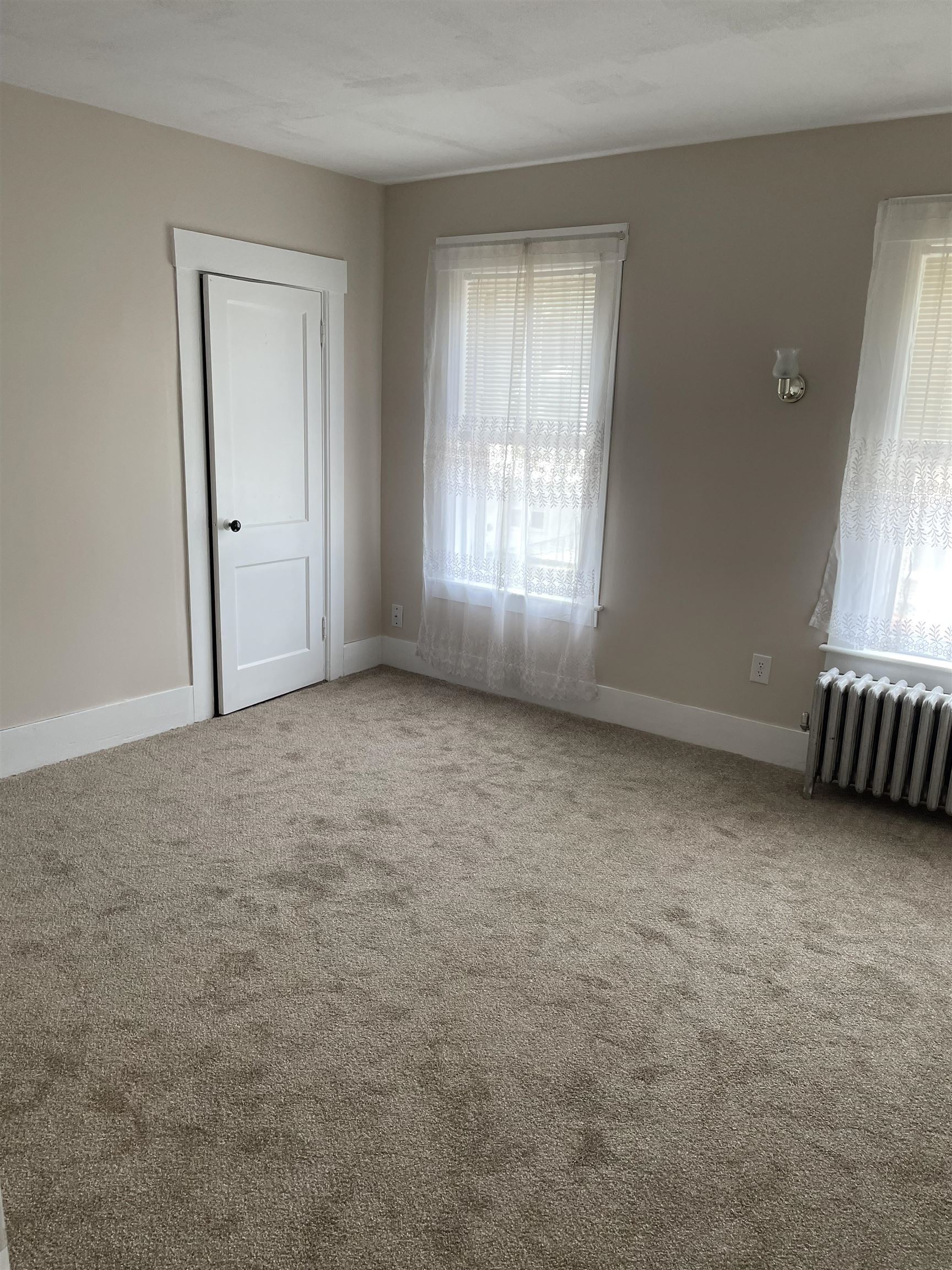 17 Leonard Street Rochester, NH 03867 - Photo 14 of 21