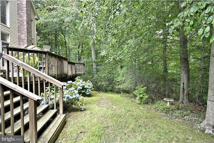 7601 Davis Field Lane Springfield, VA 22153 - Photo 4 of 28 Exterior Rear