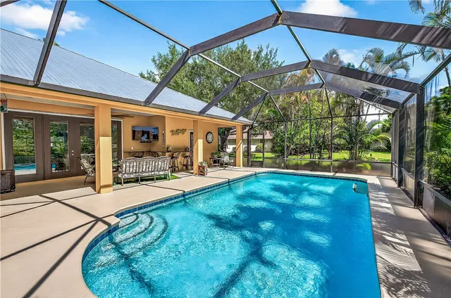 $675,000 | 6415 53rd Circle, Vero Beach, FL 32967