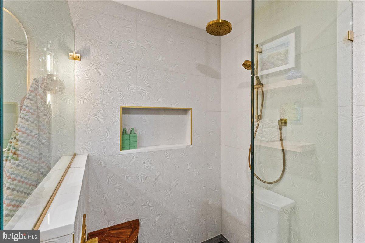 8 Academy Court Pennington, NJ 08534 - Photo 15 of 25 a bathroom with a shower