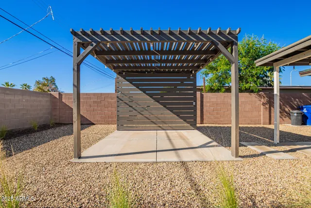 $2,750 | 331 East Continental Drive, Tempe, AZ 85288