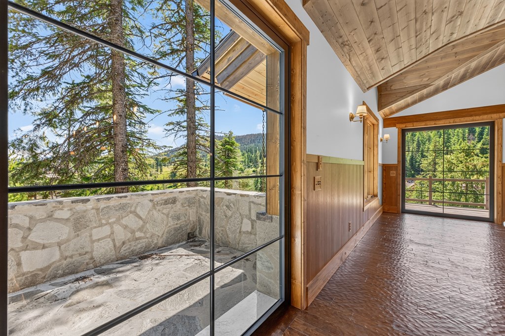 25 Haystack Court Donnelly, ID 83615 - Photo 13 of 77