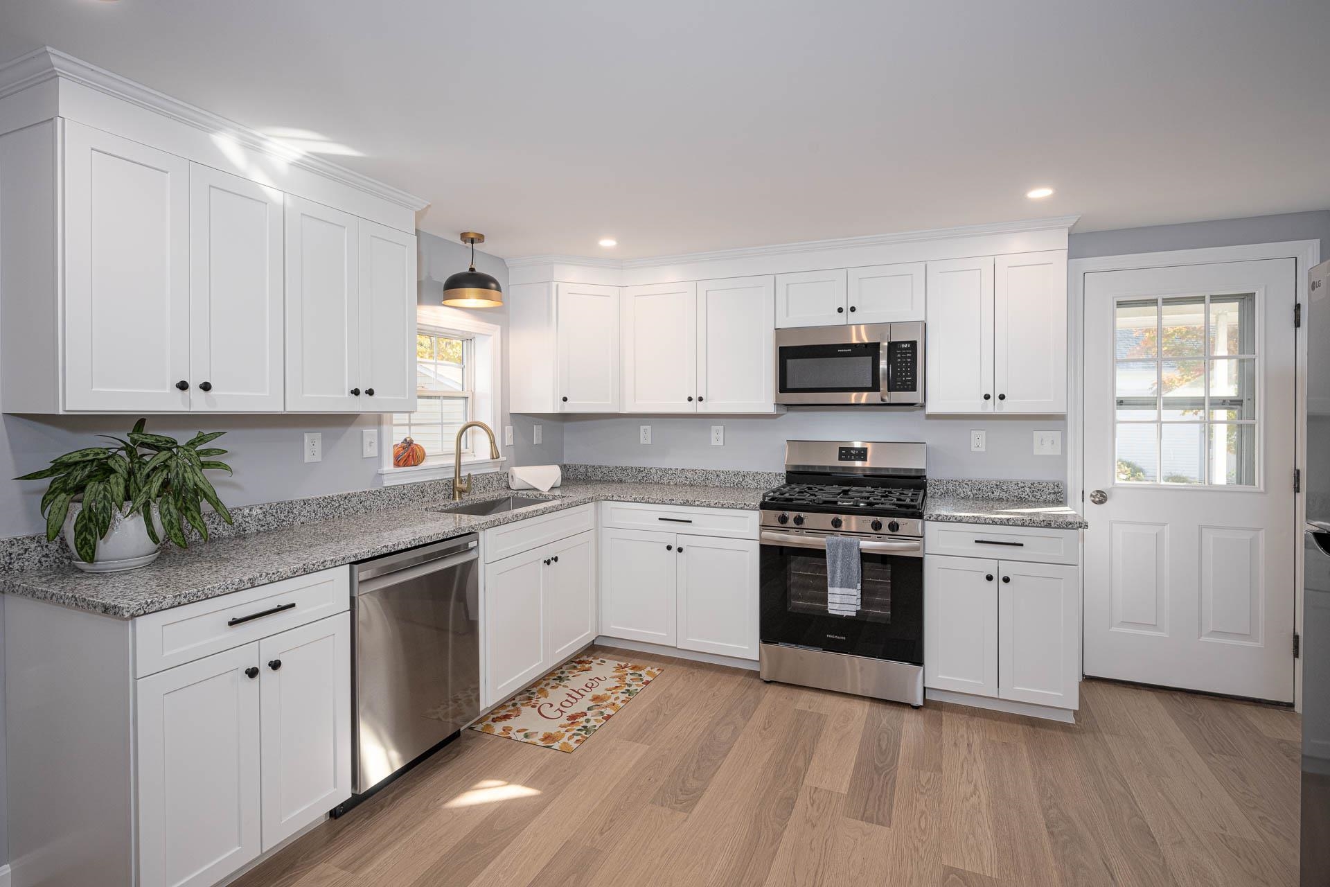 10 Lantern Lane Concord, NH 03301 - Photo 13 of 20