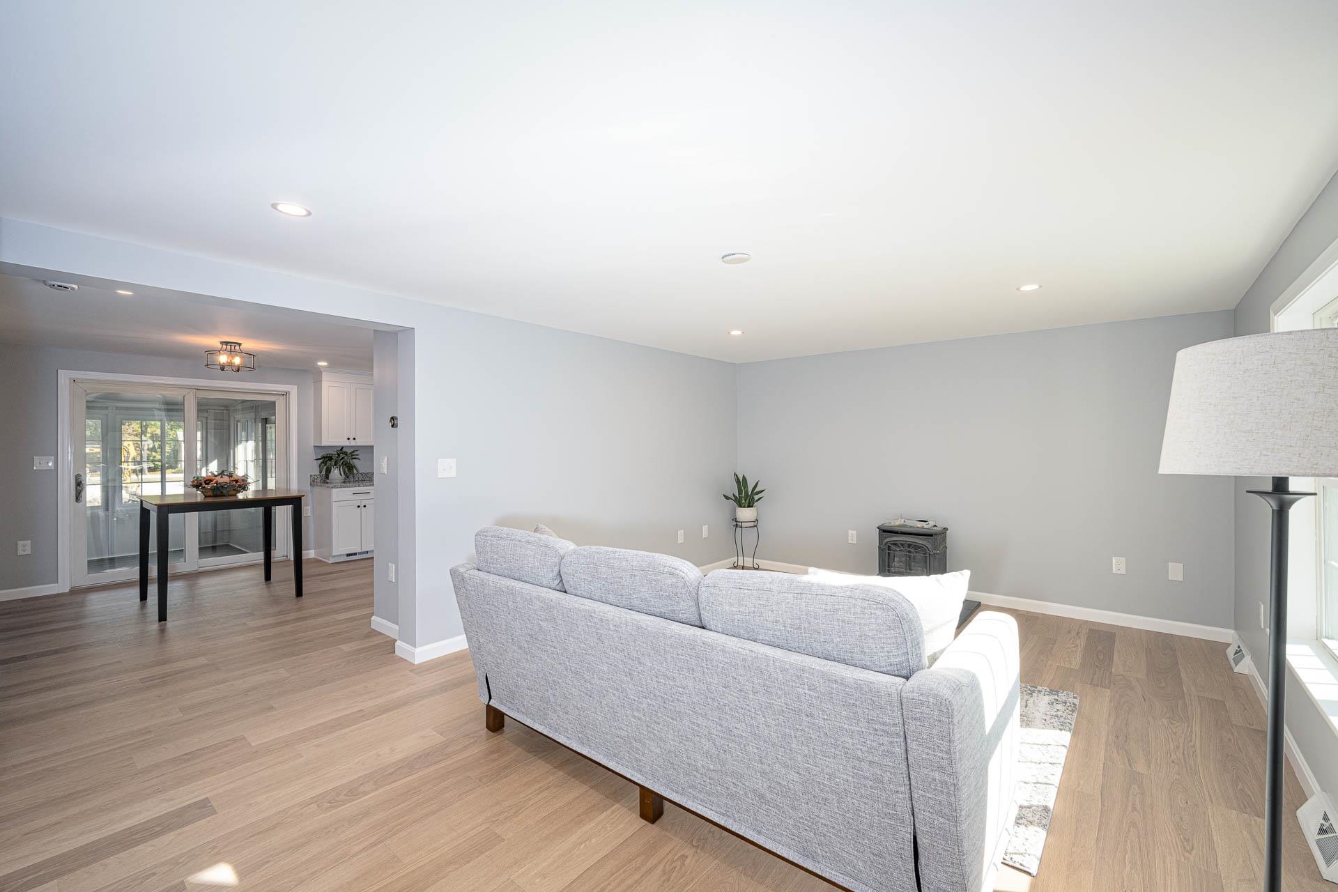 10 Lantern Lane Concord, NH 03301 - Photo 3 of 20