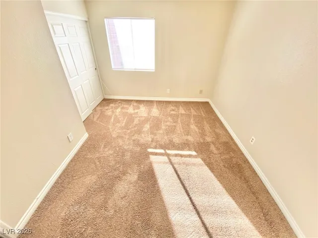 $1,000 | 5405 Indian River Drive, Unit 390, Las Vegas, NV 89103
