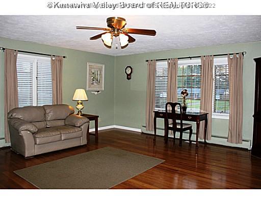 285 Maple Road Hurricane, WV 25526 - Photo 2 of 16 Living Room.