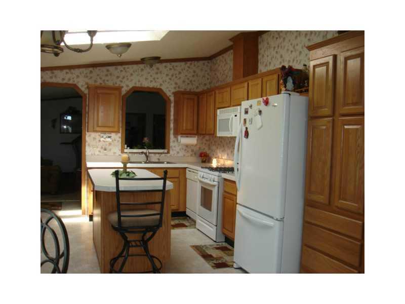 154 Golf Course Road Garrett, PA 15542 - Photo 3 of 24 Kitchen.