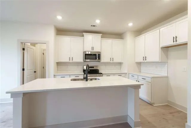 $447,500 | 205 Squirrel Run, Good Hope, GA 30641